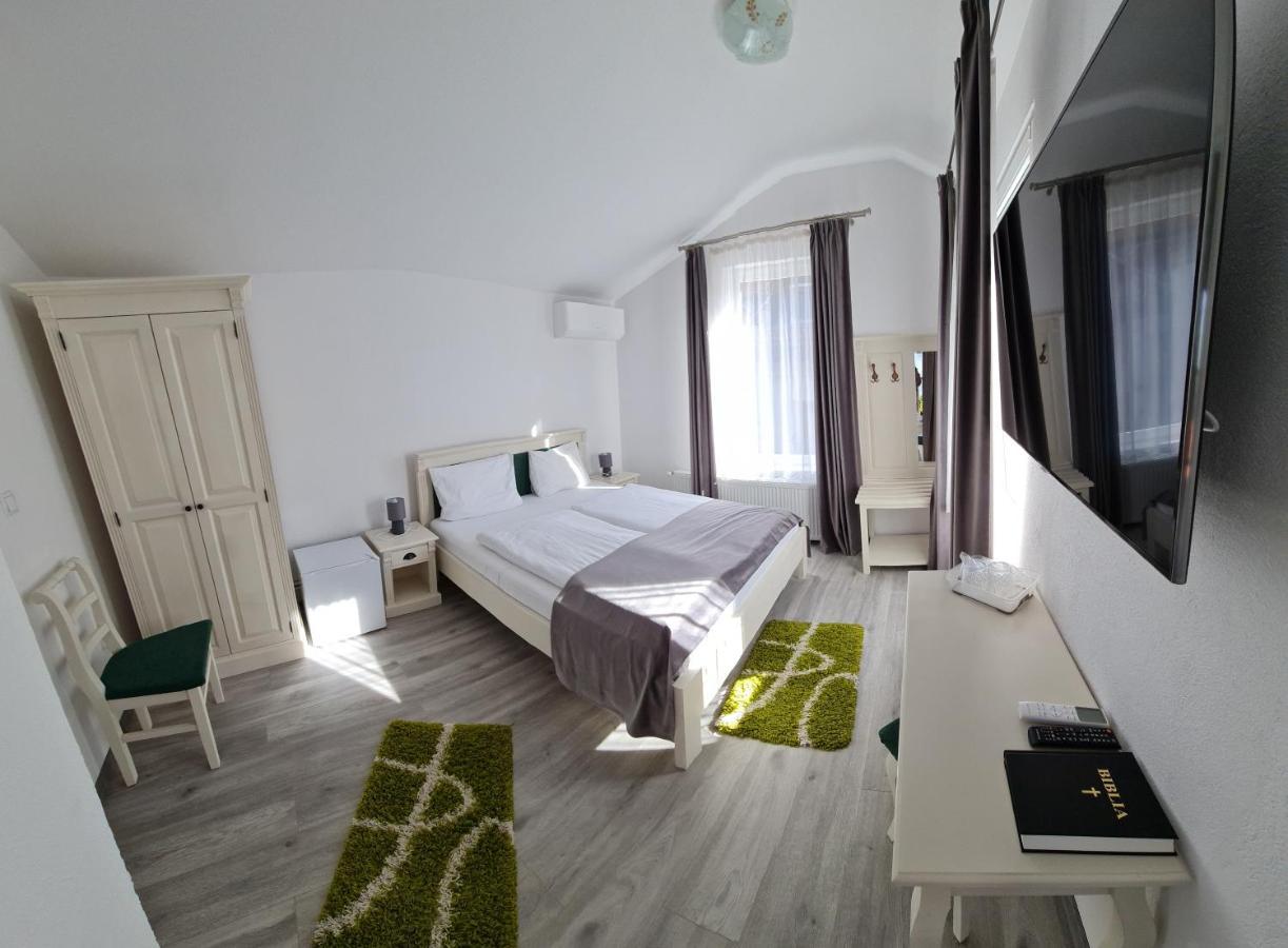 Palas Boutique Sighişoara Habitación foto