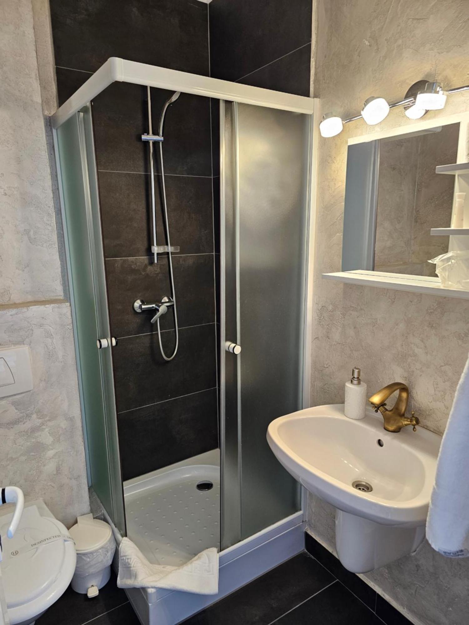 Palas Boutique Sighişoara Habitación foto